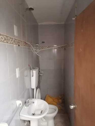 Imagen 4 de 6 de Casa De 3 Dormitorios En La Comercial