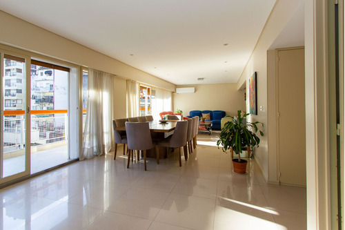 Venta Departamento - 2 Cocheras - 3 A 4 Dorm.