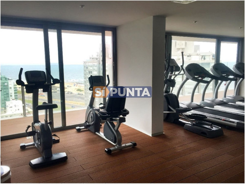 Imagen 11 de 28 de Torre De Categoría Con Piscina En Piso 16