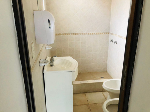 Imagen 10 de 13 de Oficina En Venta En Don Torcuato