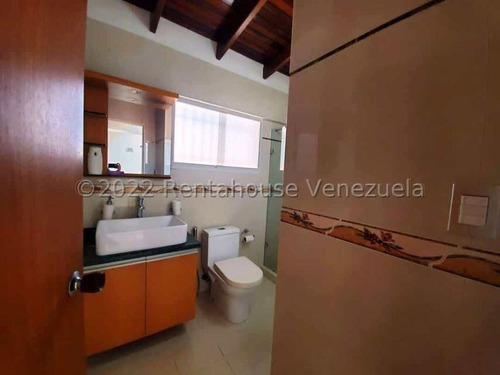 Imagen 18 de 19 de Casa En Venta 22-17345 En Cumbres De Curumo Wp 04120104330