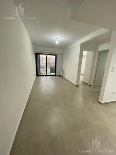 Imagen 4 de 16 de Departamento 2 Ambientes Venta Morón Sur