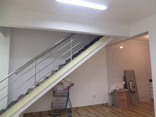 Imagem 17 de 26 de Loja Ampla 220 M² Área Util Sendo Térreo E 1° Andar Bem No Centro De São Vicente Exelente Para Lojas Grandes Ou Clinica Médica Ou Laboratório Médico E Ou Também Serve Para Cartorio Situado Em Rua De