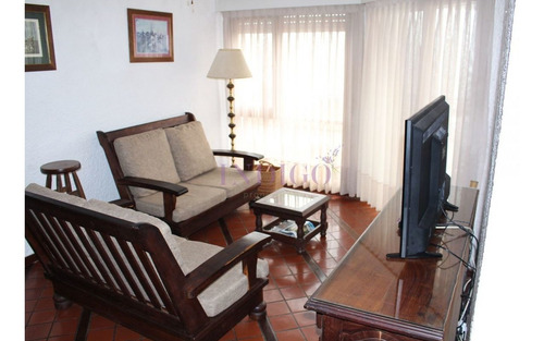 Imagen 2 de 7 de Apartamento Enfrente A La Playa Mansa!