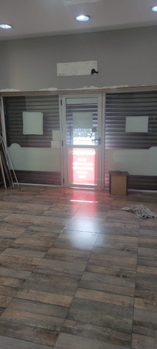 Imagen 2 de 11 de Alquiler Comercial Lomas De Zamora Dueño Directo