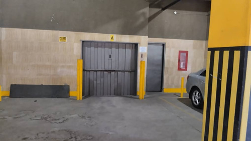 Imagen 6 de 8 de Alquiler De Piso Industrial En Boleita Sur