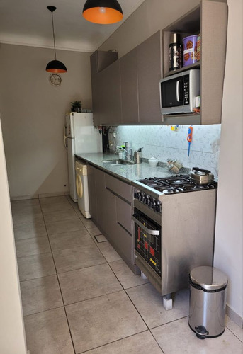 4 Ambientes Con Patio Y Cochera