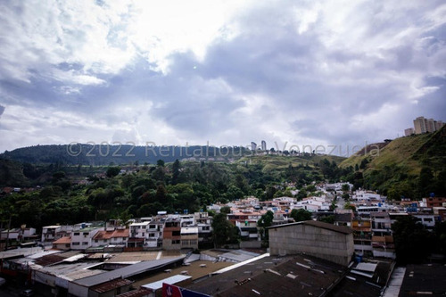 Magnifico Local Tipo Deposito En Venta En Piedra Azul