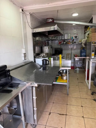Local Habilitado Para Café, Polleria Y Comida Rápida 
