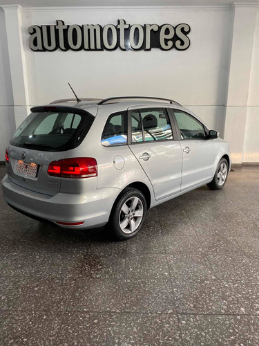 Imagen 14 de 15 de Volkswagen Suran 2016 1.6 Trendline //