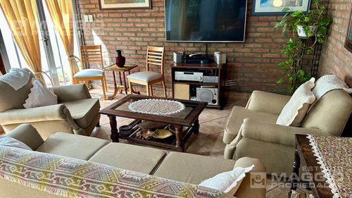Venta Casa 6 Ambientes