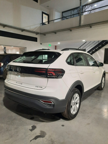 Imagen 3 de 25 de Volkswagen Nivus 170 Tsi Fm