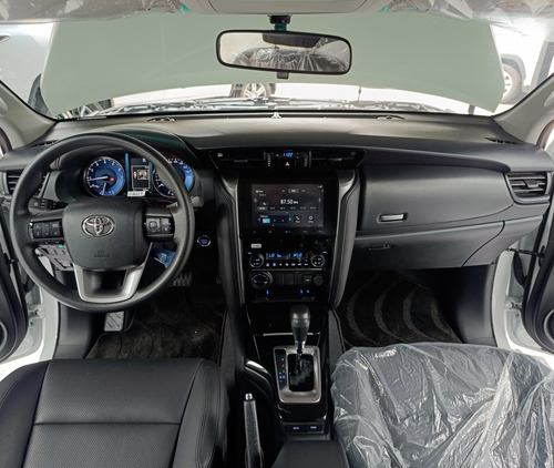 Toyota Fortuner Vxr