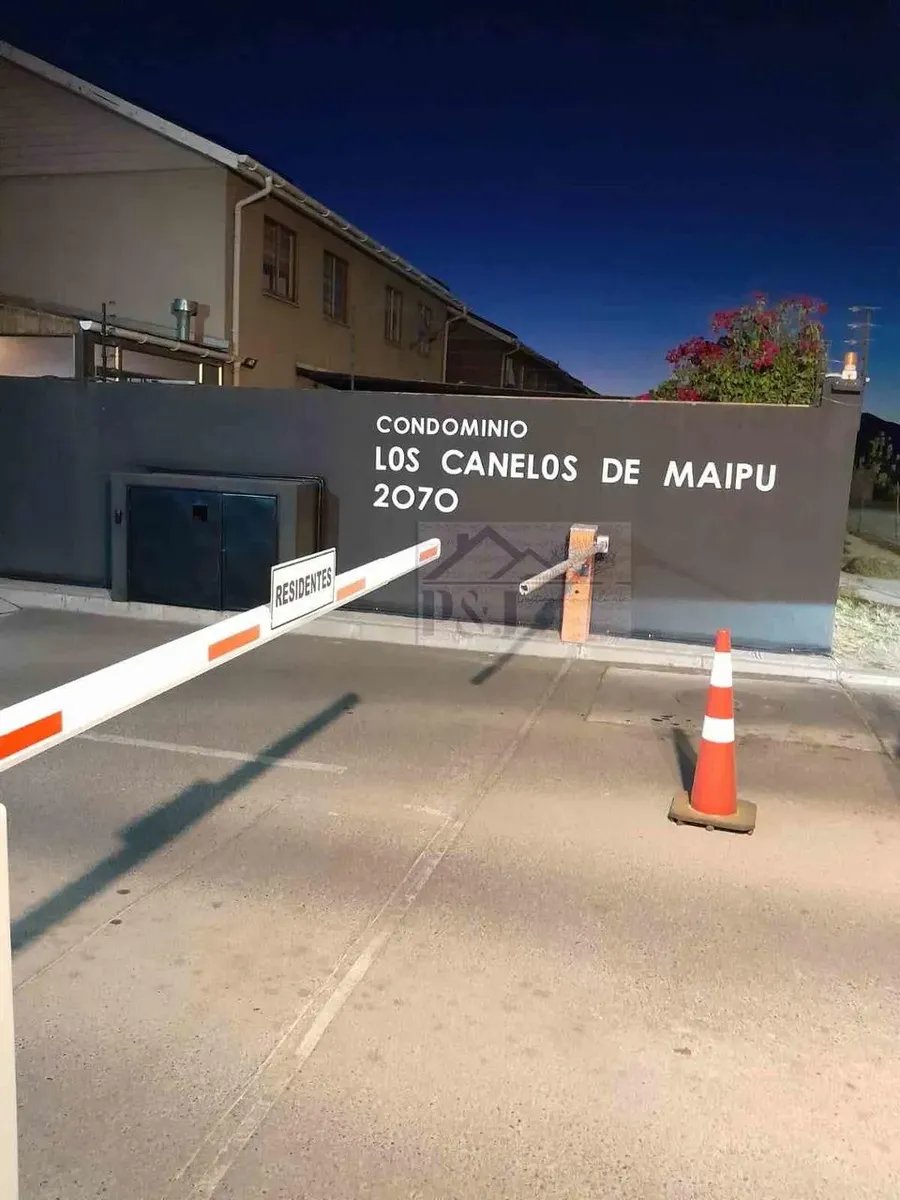 Imagen 2 de 19 de Hermosa Casa En Condominio Maipú Con Piscina 3d3b