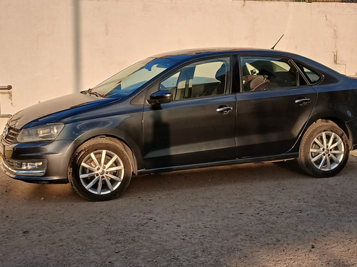 Volkswagen Vento 1.6 Highline At