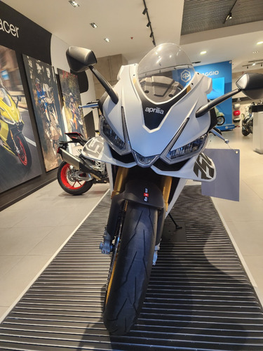 Aprilia Rsv4 Factory