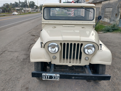 Imagen 2 de 14 de Jeep Ika