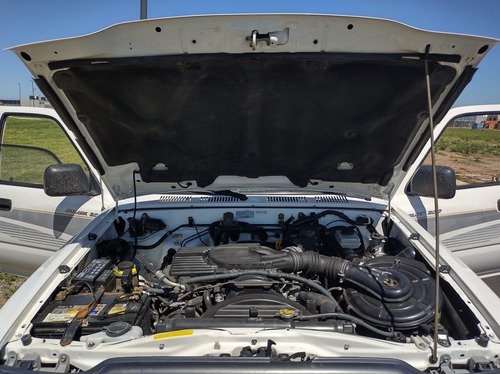 Toyota Hilux 3.0 D/cab 4x2 D Dx