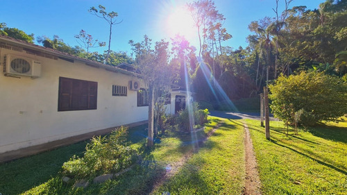 Imagem 5 de 20 de Ótima Oportunidade De Investimento: Terreno No Bairro Itoupava Norte, Medindo 4.979,96 M², Totalmente Plano, E Ainda Com Duas Casas. Zona Residencial 1 (zr1). - 35712107v
