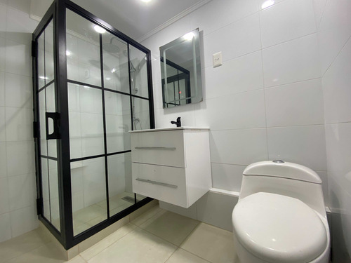 Cómodo Dpto 3d 2b 1e 1b! Remodelado! (86399)