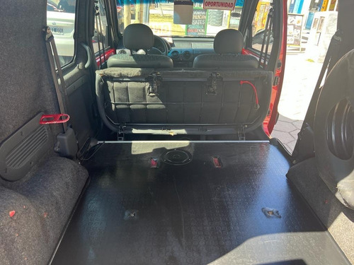 Imagen 11 de 11 de Renault Kangoo 2015 1.6 Furgon Ph3 Confort 5as
