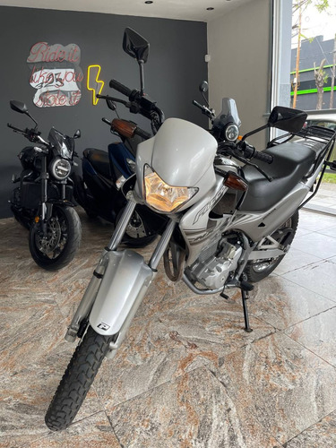 Honda Falcon 400, 2013. No Xre 300 No Himalayan