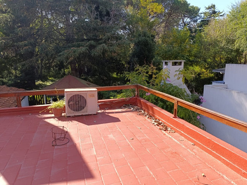 Chalet Sobre El Monte