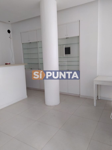 Imagen 3 de 16 de Local En Gorlero En Venta