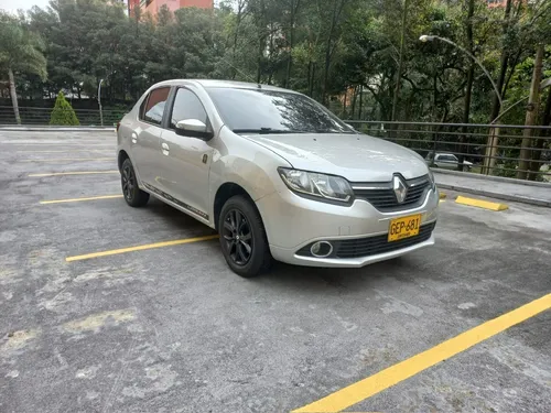 Renault Logan Intense 1.6 Mecánico