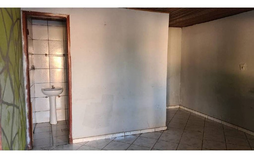 Imagem 24 de 30 de Proximo Da Praça / Casa Espaçosa/ Otimo Preço. - 24813