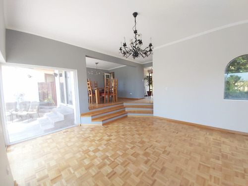 Imagen 5 de 28 de Casa En Venta Exclusivo Sector De Concón.