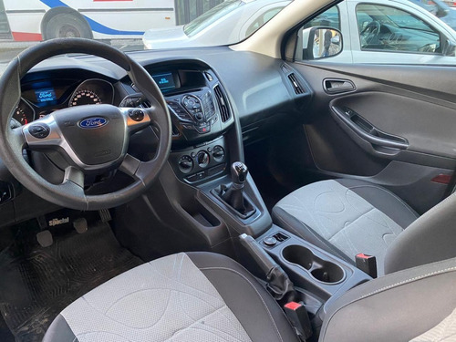 Imagen 7 de 14 de Ford Focus Iii 2015 2.0 Se 5 Puertas Orq Peu