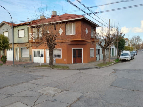 Imagen 1 de 11 de Excelente Propiedad 4 Ambientes En Muy Buena Zona