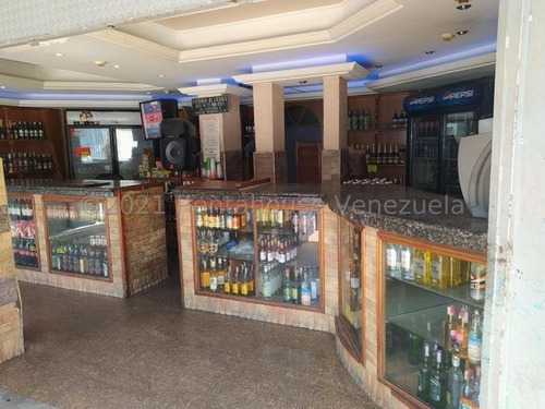 Imagen 9 de 14 de Local Comercial En Alquiler 21-24972 Renta House Los Samanes
