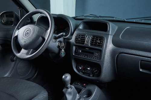 Imagen 13 de 15 de Renault Clio 1.2 Mio Confort Pack