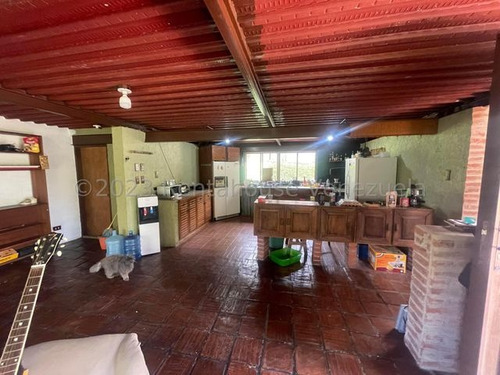 Acogedora Casa En Venta En Alto Hatillo. Negociable