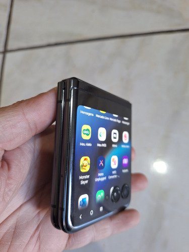 Motorola Razr 40 Ultra (retirada De Peças) (Usado)