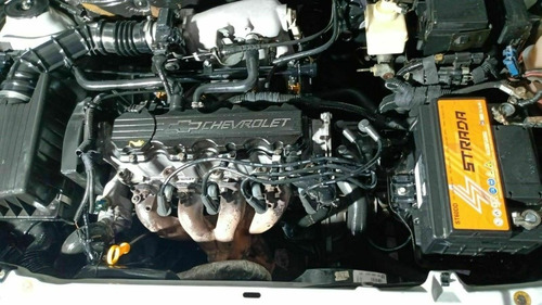 Imagem 6 de 15 de Chevrolet Astra 2.0 Expression 4p