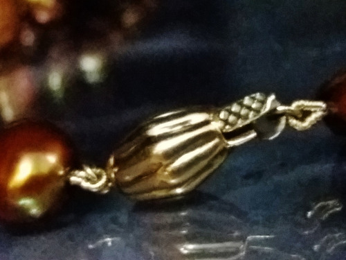 Imagem 2 de 5 de Pedras - Colar Perolas (douradas/chocolate), Ouro, Cód94c100