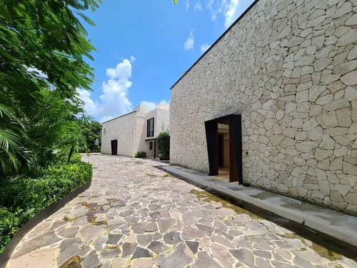 Casa De Lujo En Venta En Cholul Al Norte De Mérida