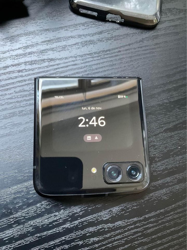 Motorola Razr 2022 128 Gb Satin Black 8 Gb Ram