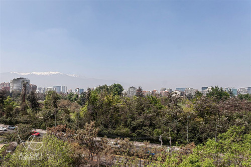Departamento En Venta De 3 Dorm. En Vitacura