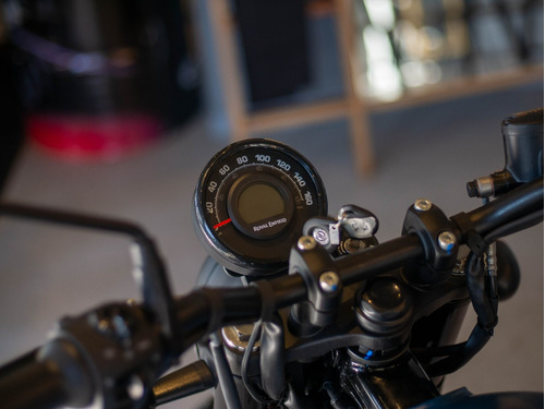 Imagen 12 de 25 de Royal Enfield Hntr 350 Rebel Blue Reserva
