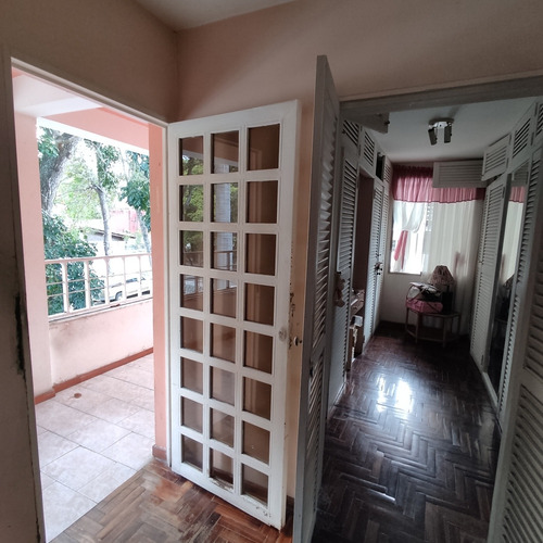 Imagen 12 de 13 de Urb. Prados Del Este, Casa En Venta.