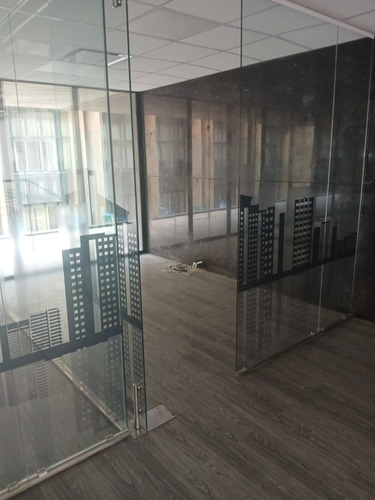 Piso De Oficinas En Torre Listo Para Ocupar