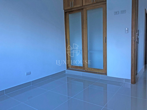 Imagen 9 de 16 de Apartamento En Renta Con Piscina, Gazebo, Área Para Bbq, Área Para Juegos Infantiles, En Jardines Del Sur, Av. Hispanoamericana (aea-003)