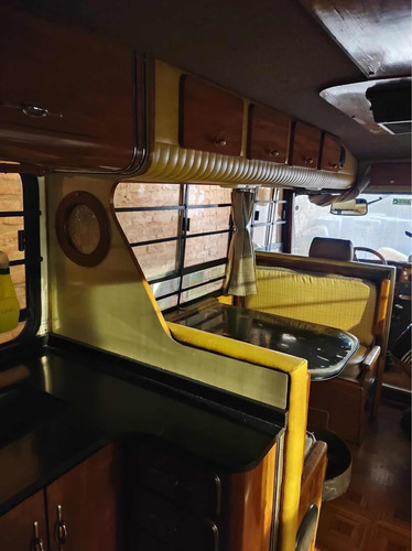 Mercedes Benz 1114