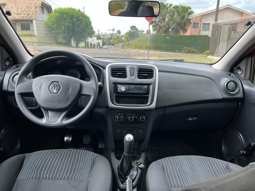 Renault Sandero 1.0 AUTHENTIQUE 16V FLEX 4P MANUAL