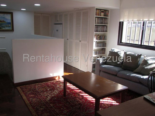 Espectacular Pb En Colinas De Valle Arriba. 400m2 Con Acabados De Primera. Amplias Areas Privadas Con Una Terraza Unica Con Una Vista Insuperable Y Areas Sociales Con Terraza Techada Vi Mls #25-14885