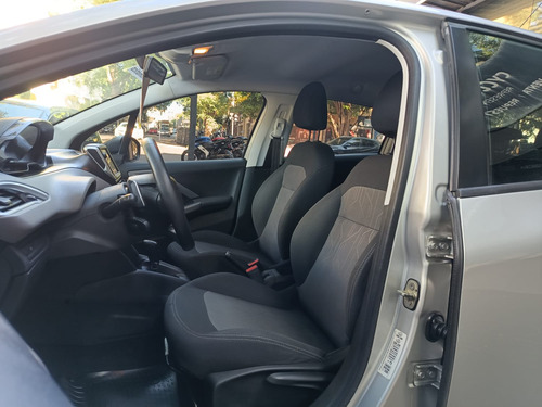 Peugeot 208 1.6 Allure Nav Tiptronic